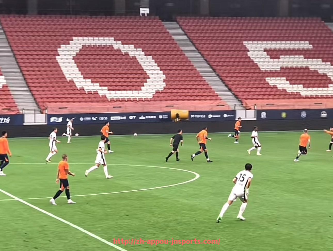 江南体育APP-法甲经典战役回顾及关键战术对决解析