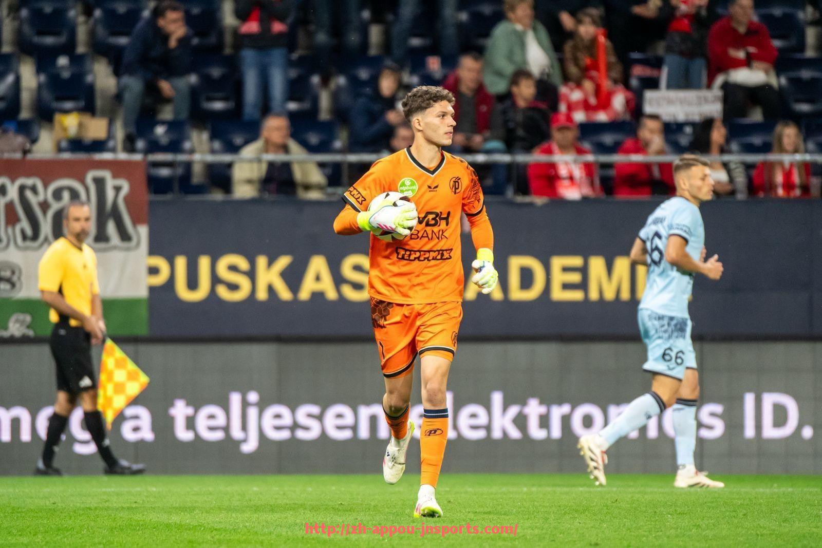 江南体育APP-德甲穿阿迪达斯球衣的球队有哪些？品牌合作分析